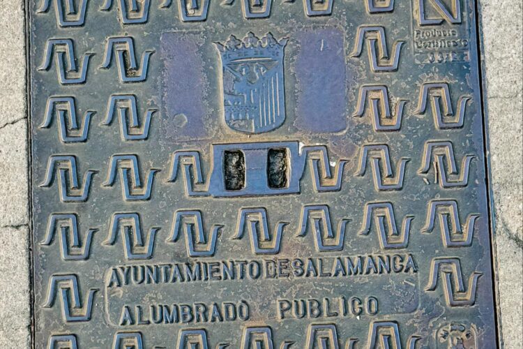 Love The Richly Decorated Manholes And Drain Covers On The Pavements In Spain... 18 *